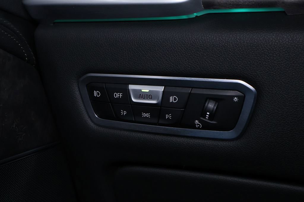 Used 2019 BMW X5 xDrive40i w/ Premium Package 2 image 28