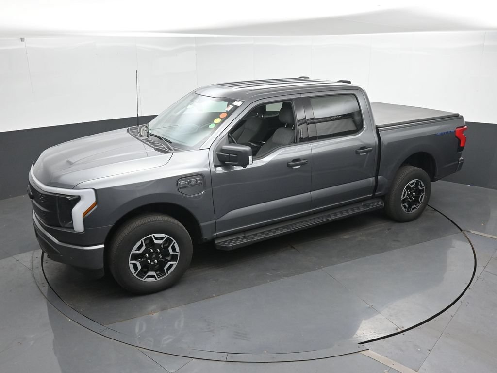 Used 2023 Ford F150 Lightning XLT AWD/4WD image 32