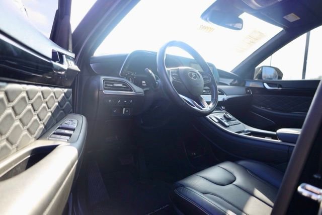 Used 2022 Hyundai Palisade Calligraphy image 16