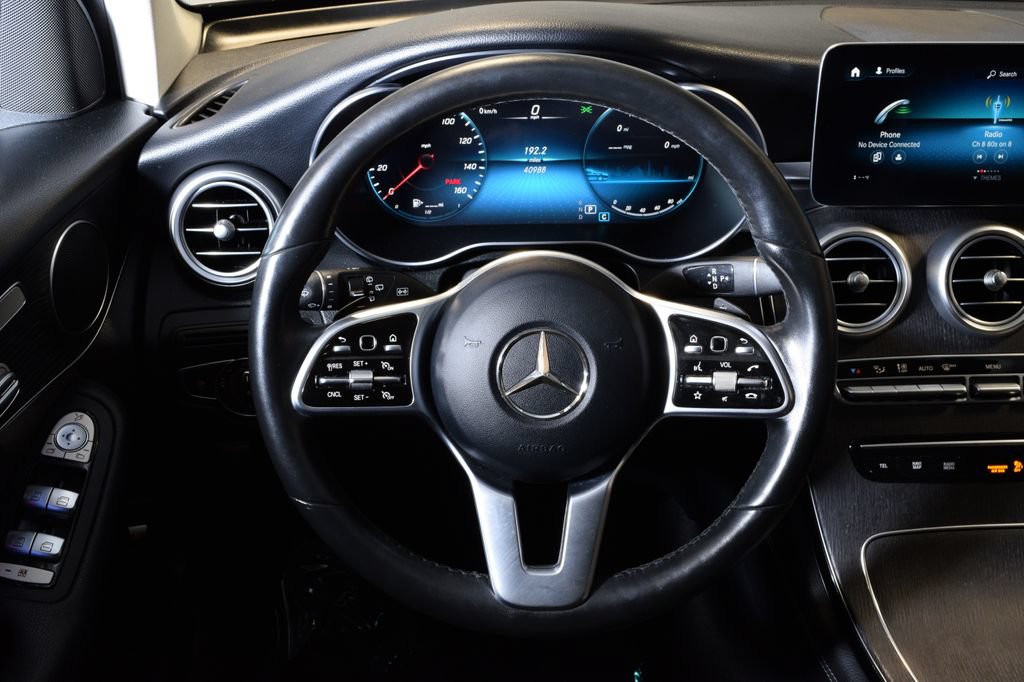 Used 2021 Mercedes-Benz GLC 300 4MATIC image 19