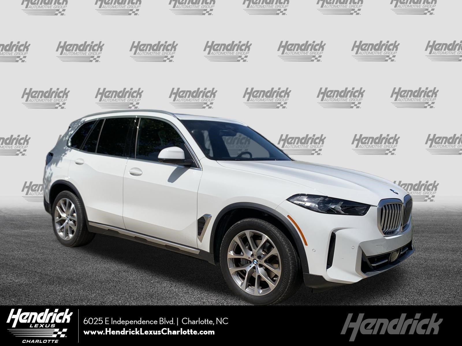 Used 2024 BMW X5 xDrive40i w/ Parking Assistance Package AWD/4WD video 1