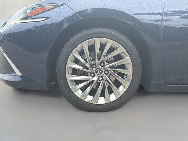 Certified 2022 Lexus ES 350 Ultra Luxury w/ Accessory Package 2 FWD image 42