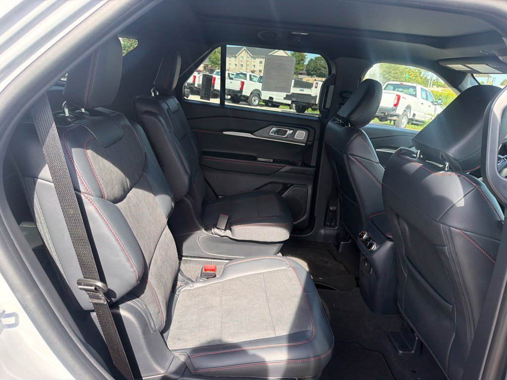 New 2027 Ford Explorer ST w/ Sun And Sound Package AWD/4WD image 44