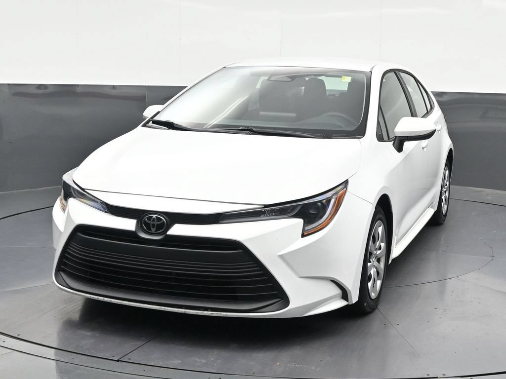 Used 2023 Toyota Corolla LE FWD image 9