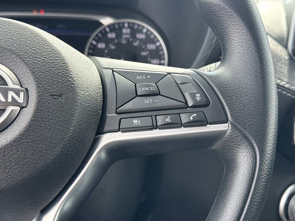 Certified 2025 Nissan Sentra SV FWD image 27