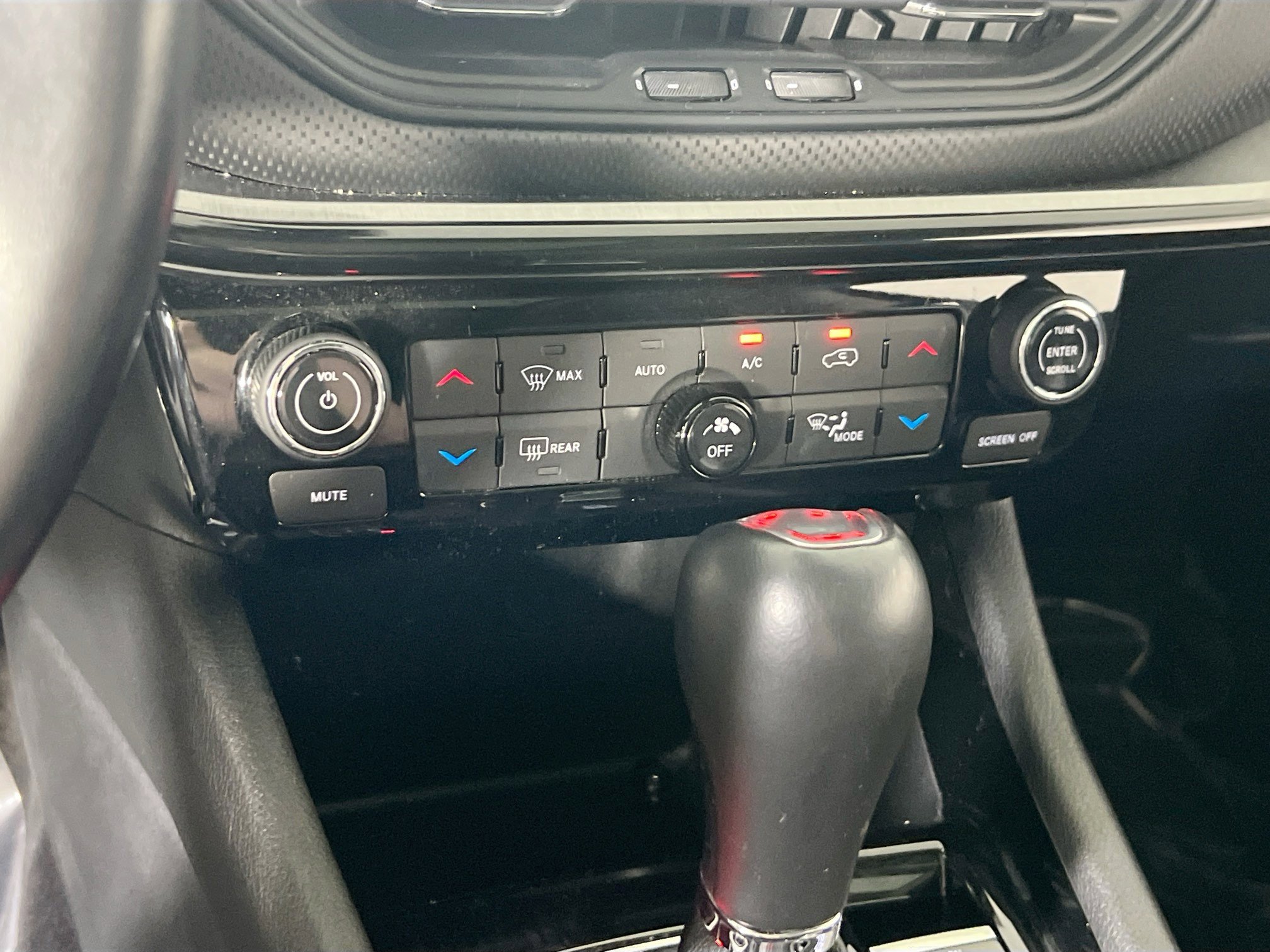 Used 2022 Jeep Compass Trailhawk w/ Trailhawk Elite Group image 16