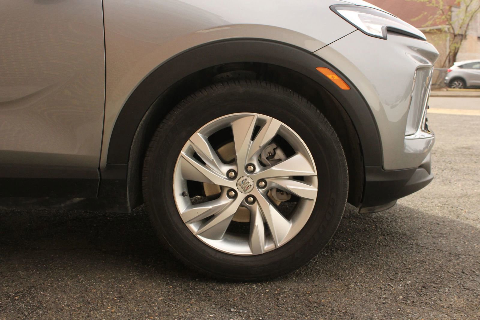 Used 2024 Buick Encore GX Preferred FWD image 9