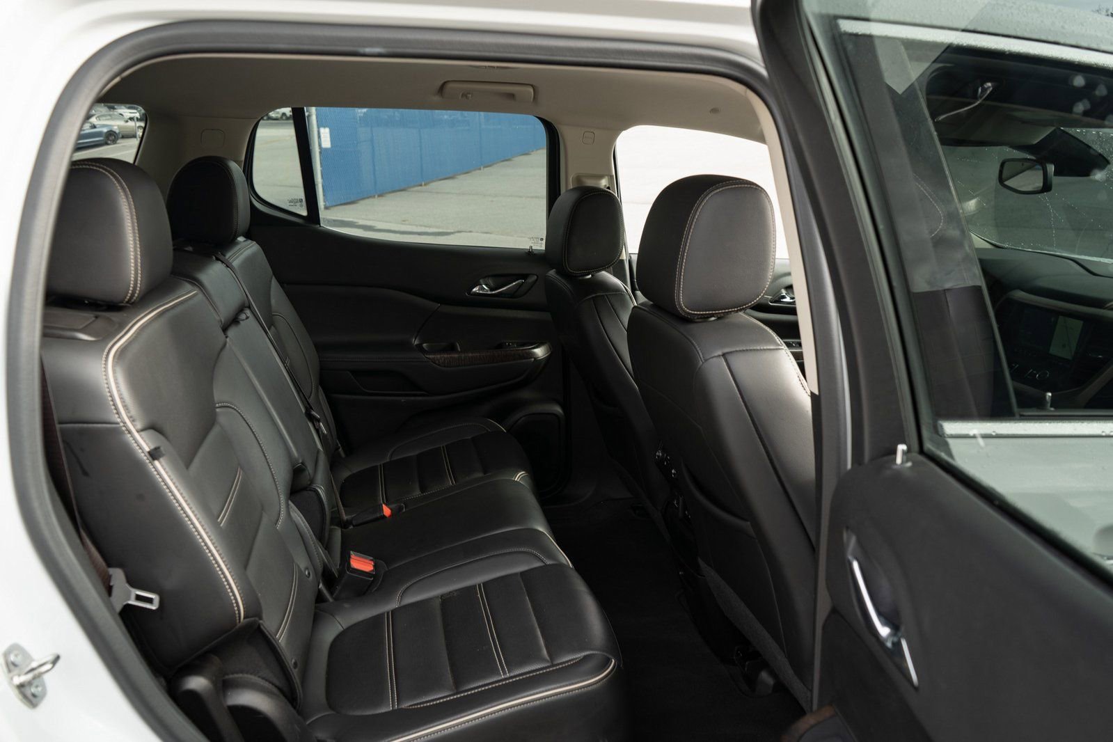 Used 2023 GMC Acadia Denali AWD/4WD image 21