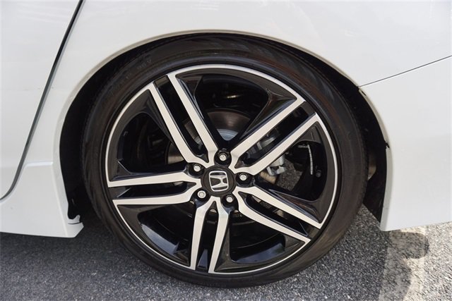 Used 2017 Honda Accord Sport Special Edition image 14