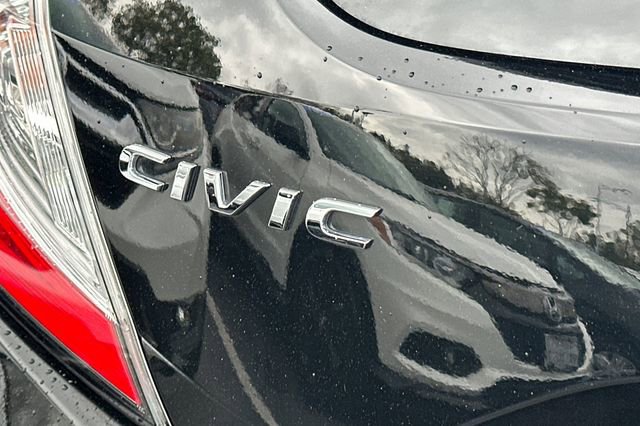 Certified 2021 Honda Civic EX image 25