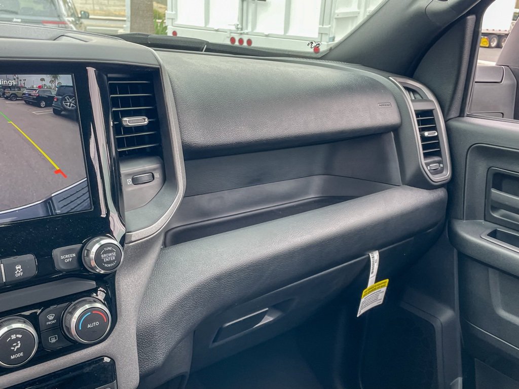 New 2024 RAM 2500 Tradesman w/ Chrome Appearance Group image 27