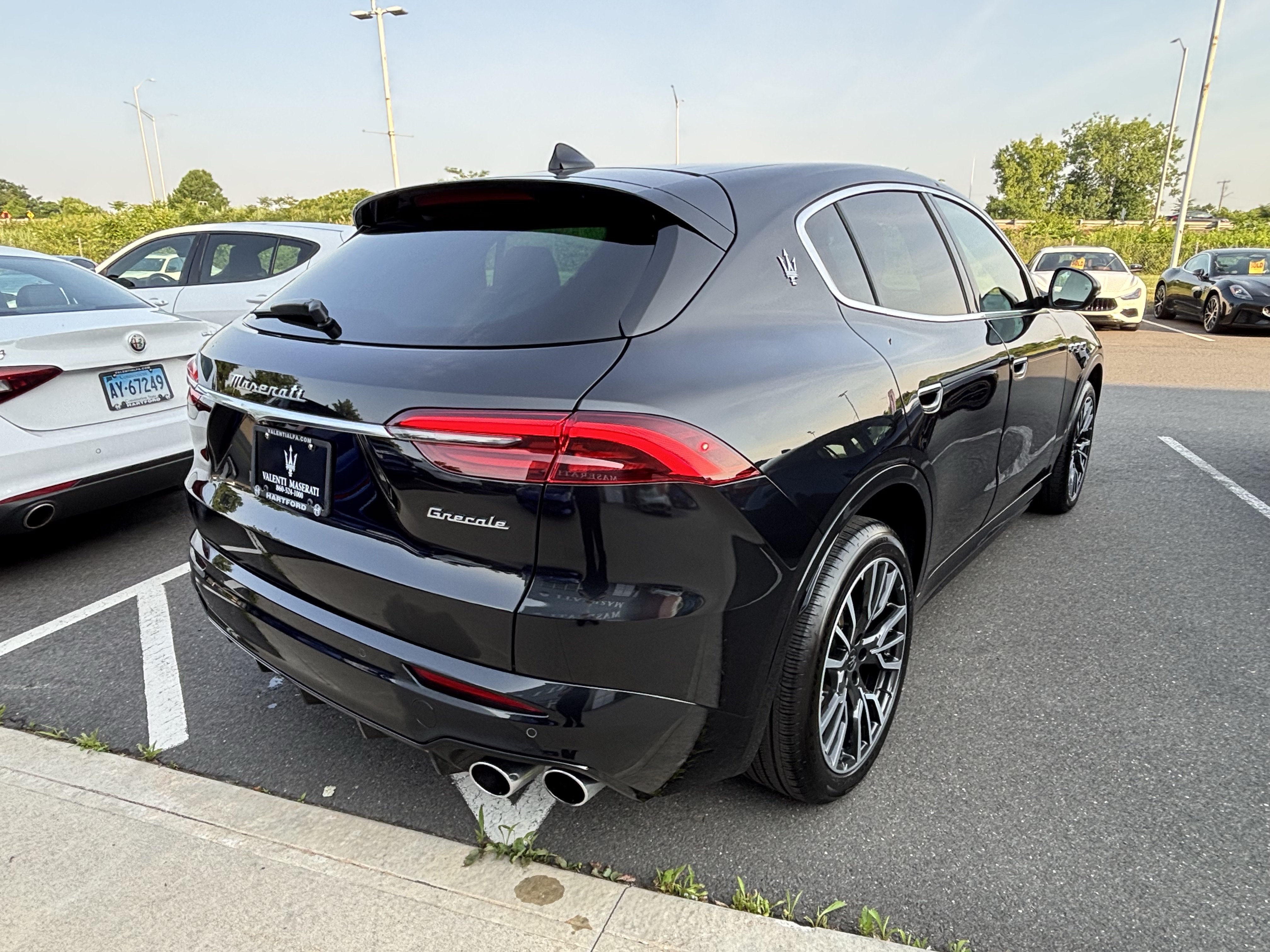 Used 2025 Maserati Grecale Folgore AWD/4WD image 8