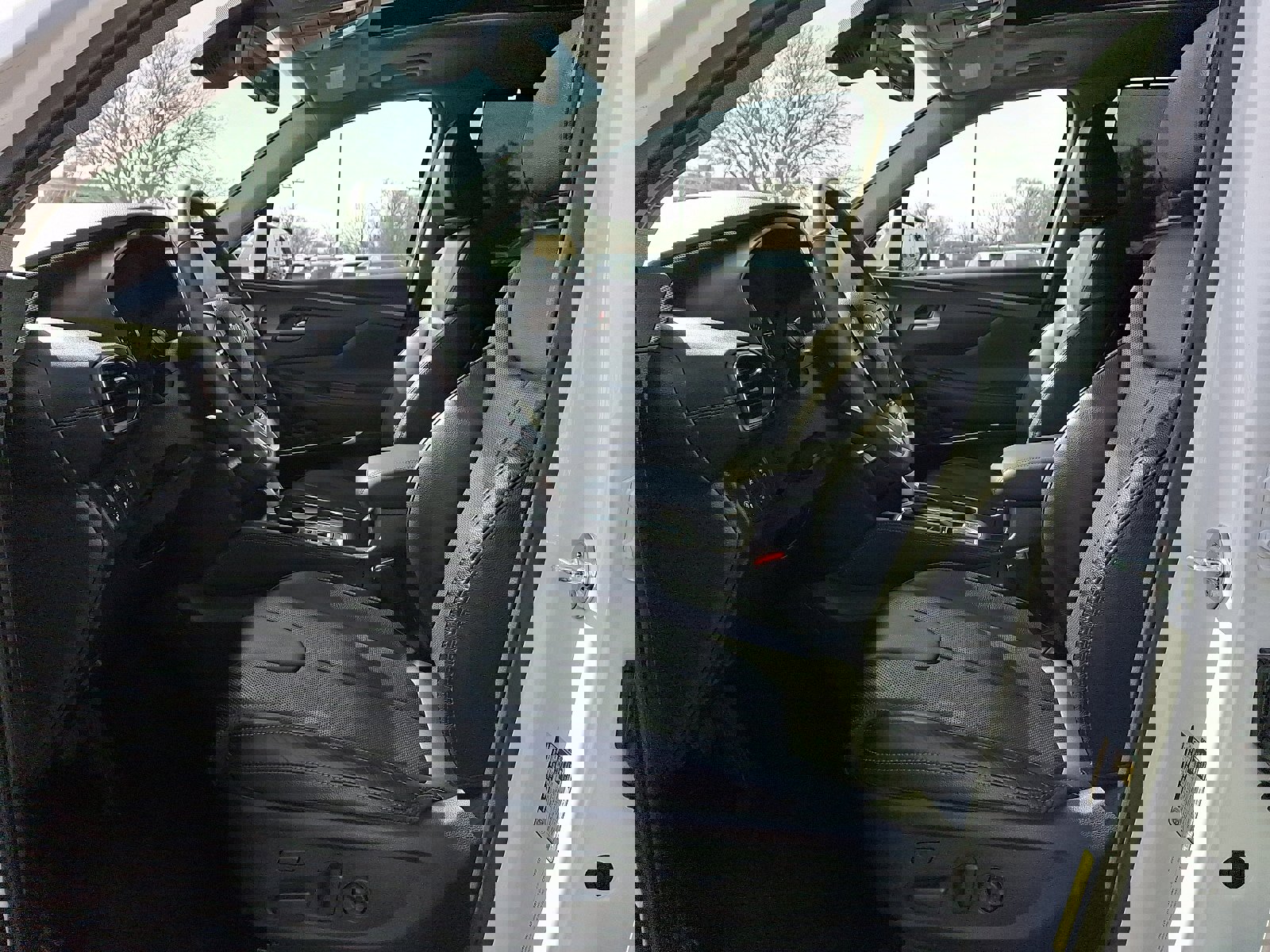 Used 2020 Hyundai Santa Fe Limited image 15