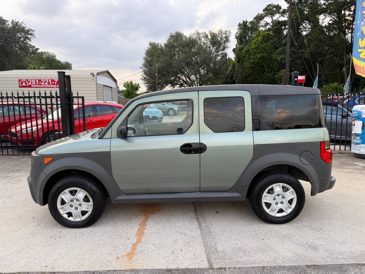 Used 2005 Honda Element LX image 9