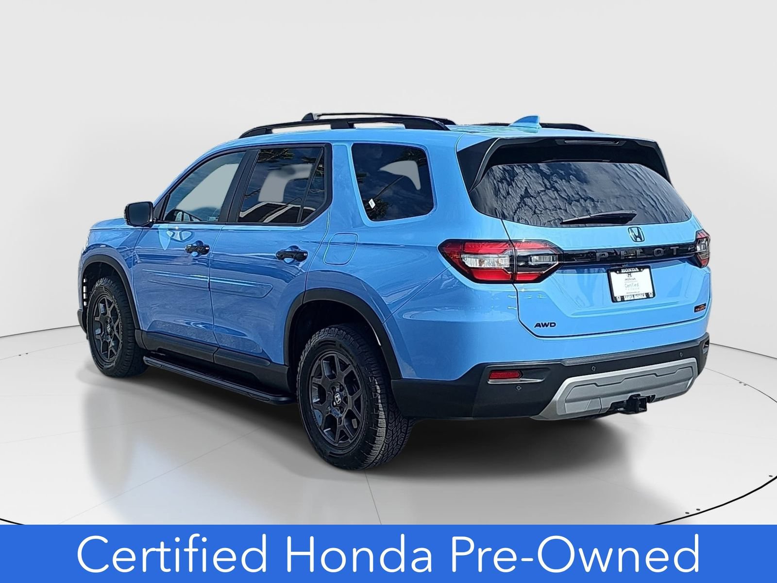 Certified 2024 Honda Pilot TrailSport image 7