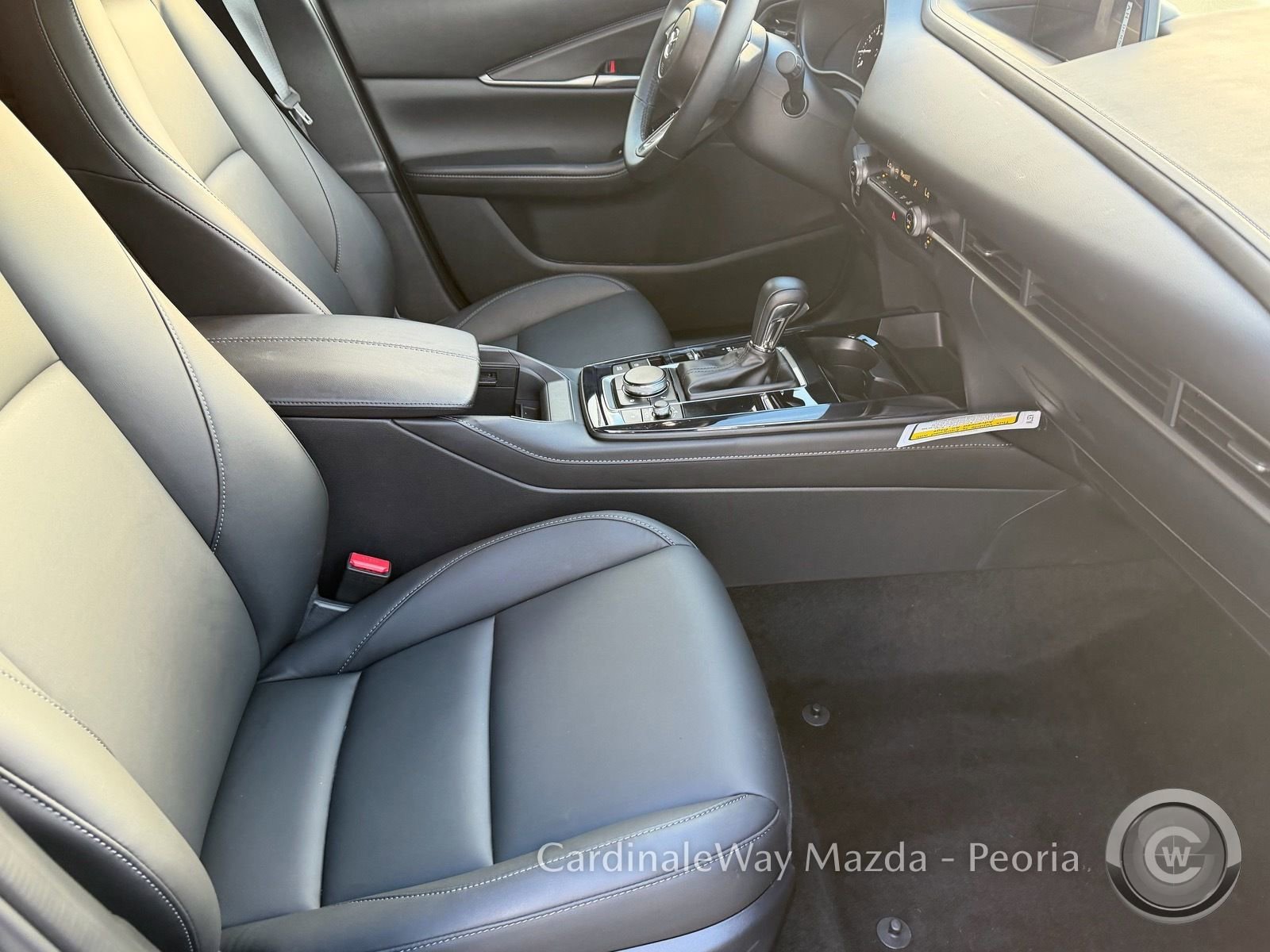 Certified 2025 MAZDA CX-30 AWD 2.5 S w/ Select Sport Pkg image 13