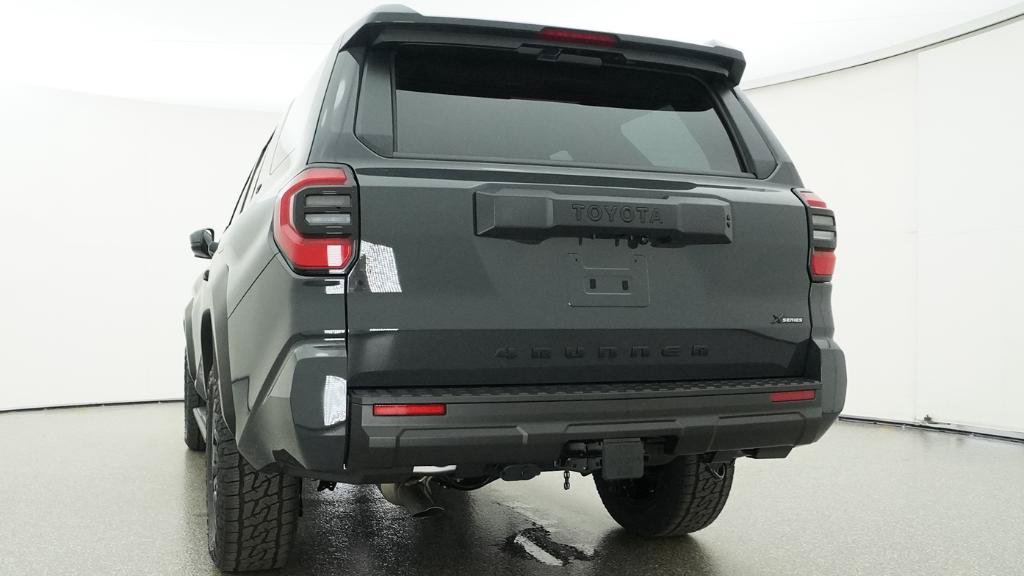 New 2026 Toyota 4Runner SR5 AWD/4WD image 25