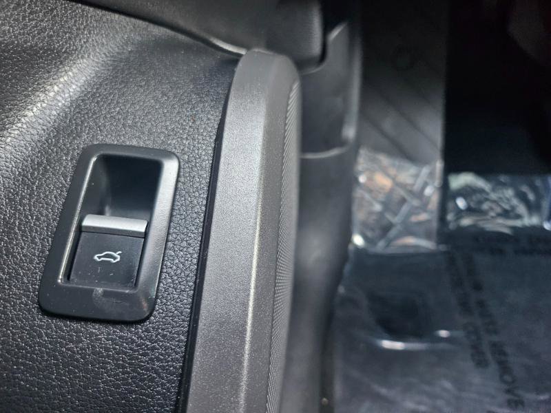 Used 2018 Audi Q5 2.0T Premium Plus w/ Premium Plus Package image 35