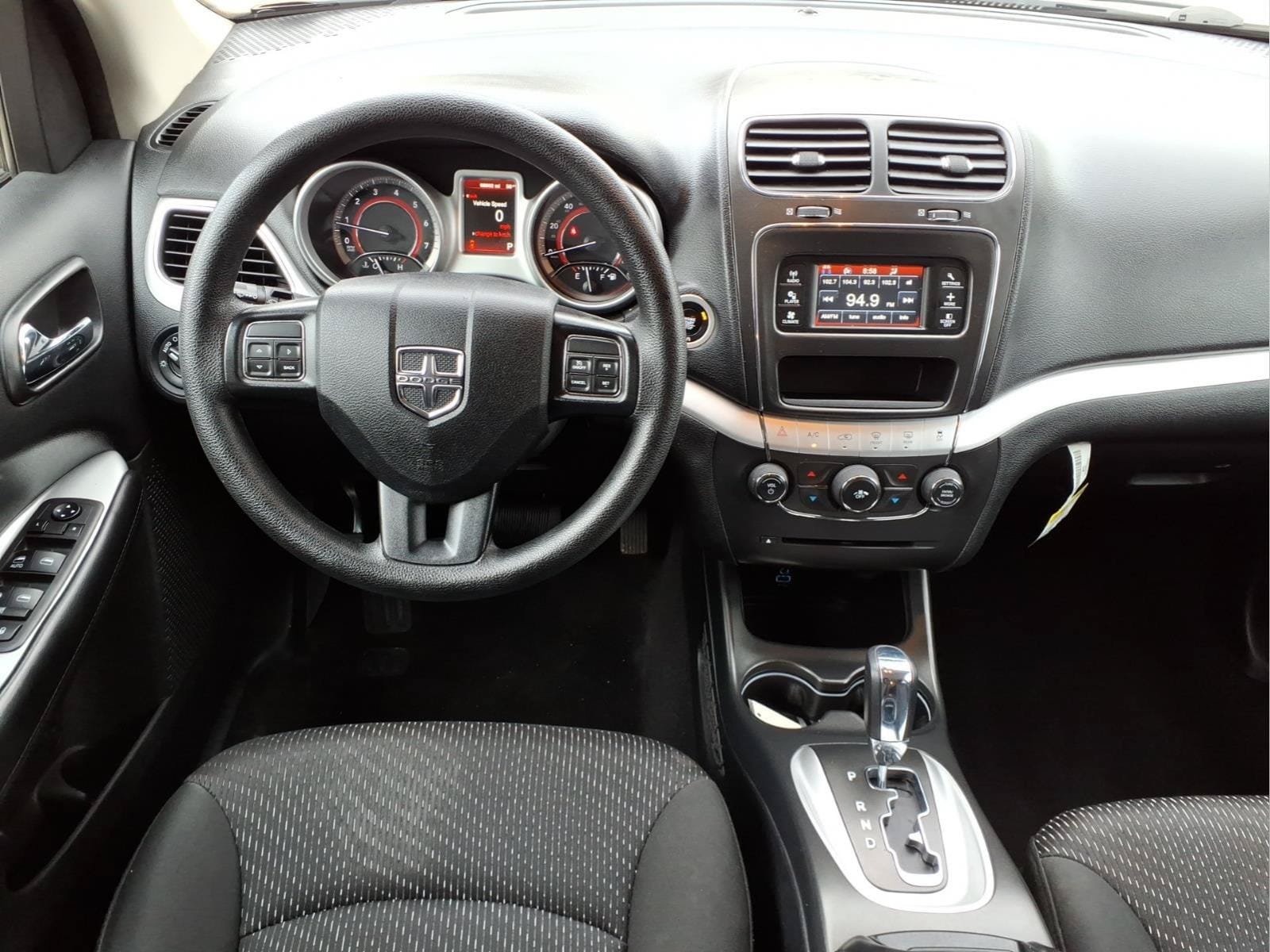 Used 2018 Dodge Journey SE w/ Blacktop Package FWD image 8