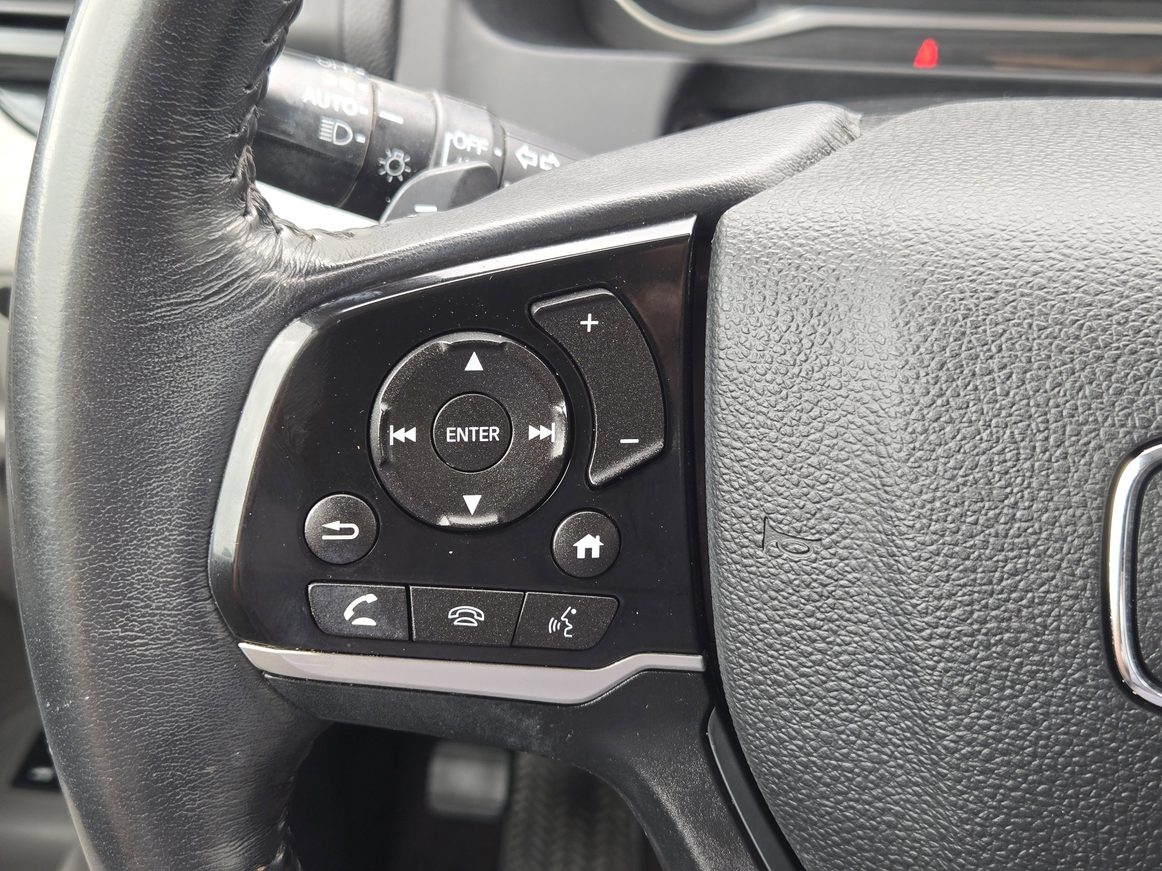 Used 2019 Honda Pilot Touring image 29