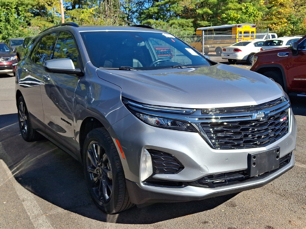 Certified 2023 Chevrolet Equinox RS AWD/4WD image 2