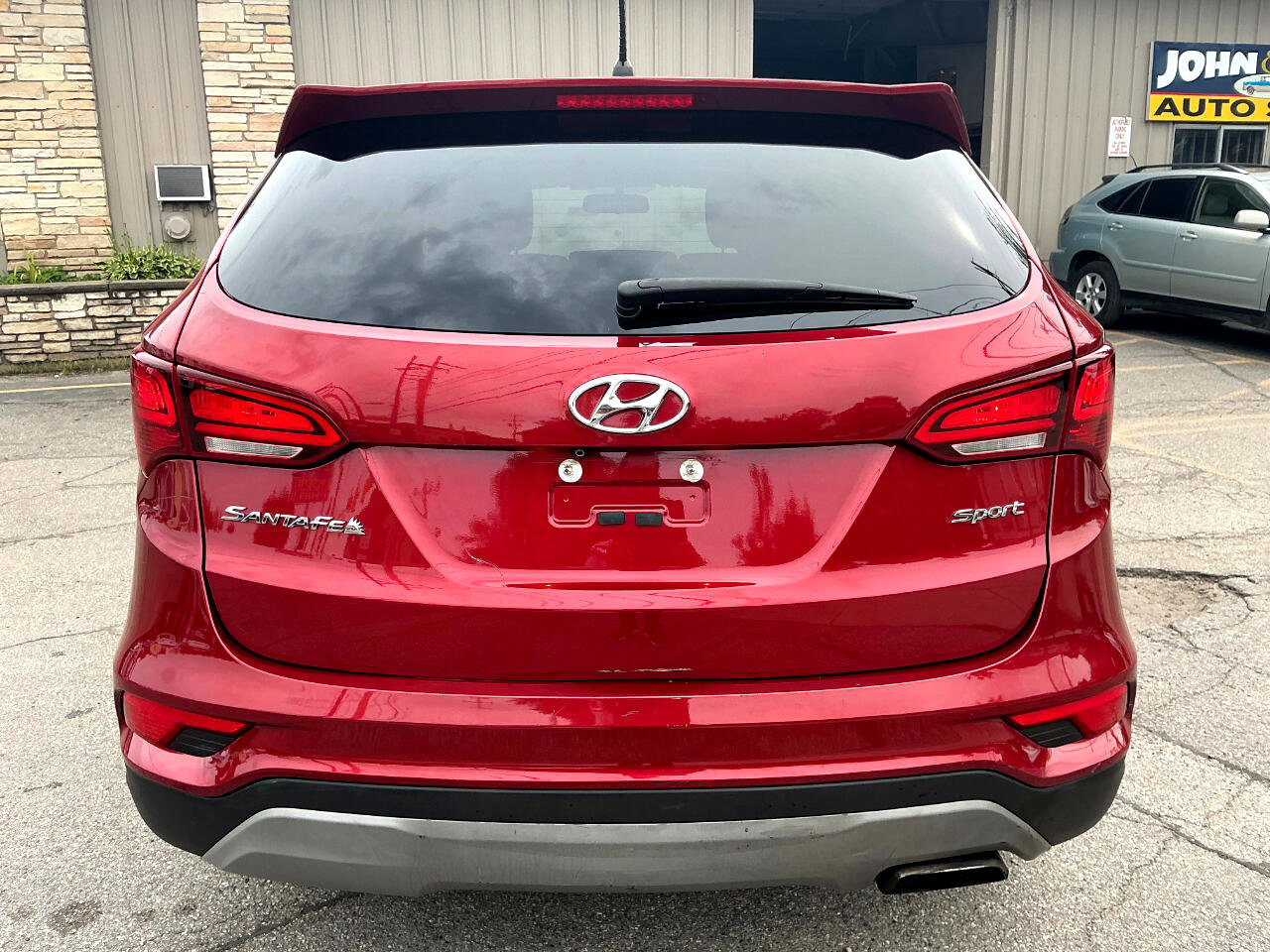 Used 2018 Hyundai Santa Fe Sport image 4
