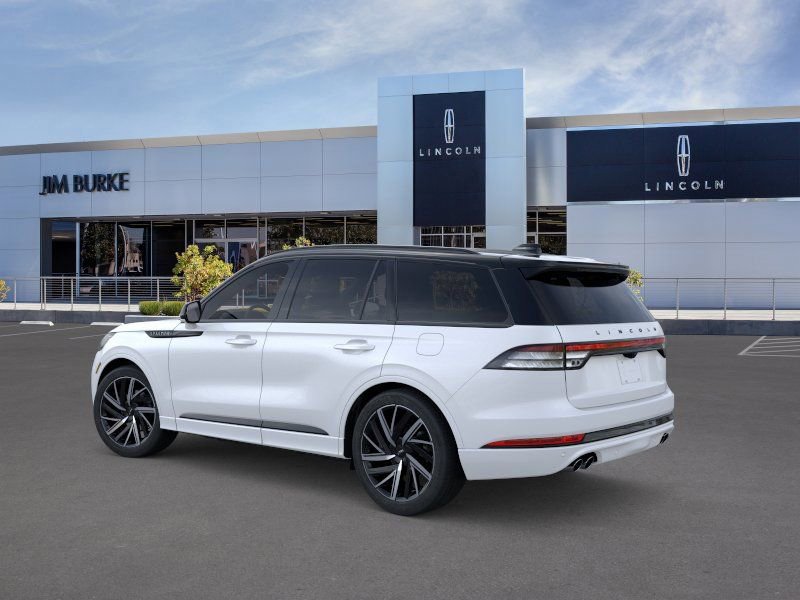 New 2026 Lincoln Aviator Black Label AWD/4WD image 4