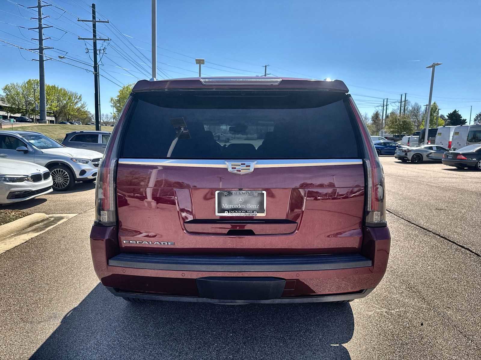 Used 2016 Cadillac Escalade Luxury image 7