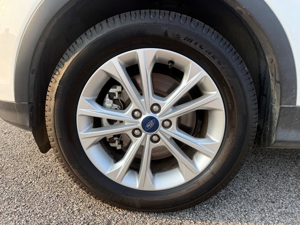 Used 2019 Ford Escape SEL AWD/4WD image 21