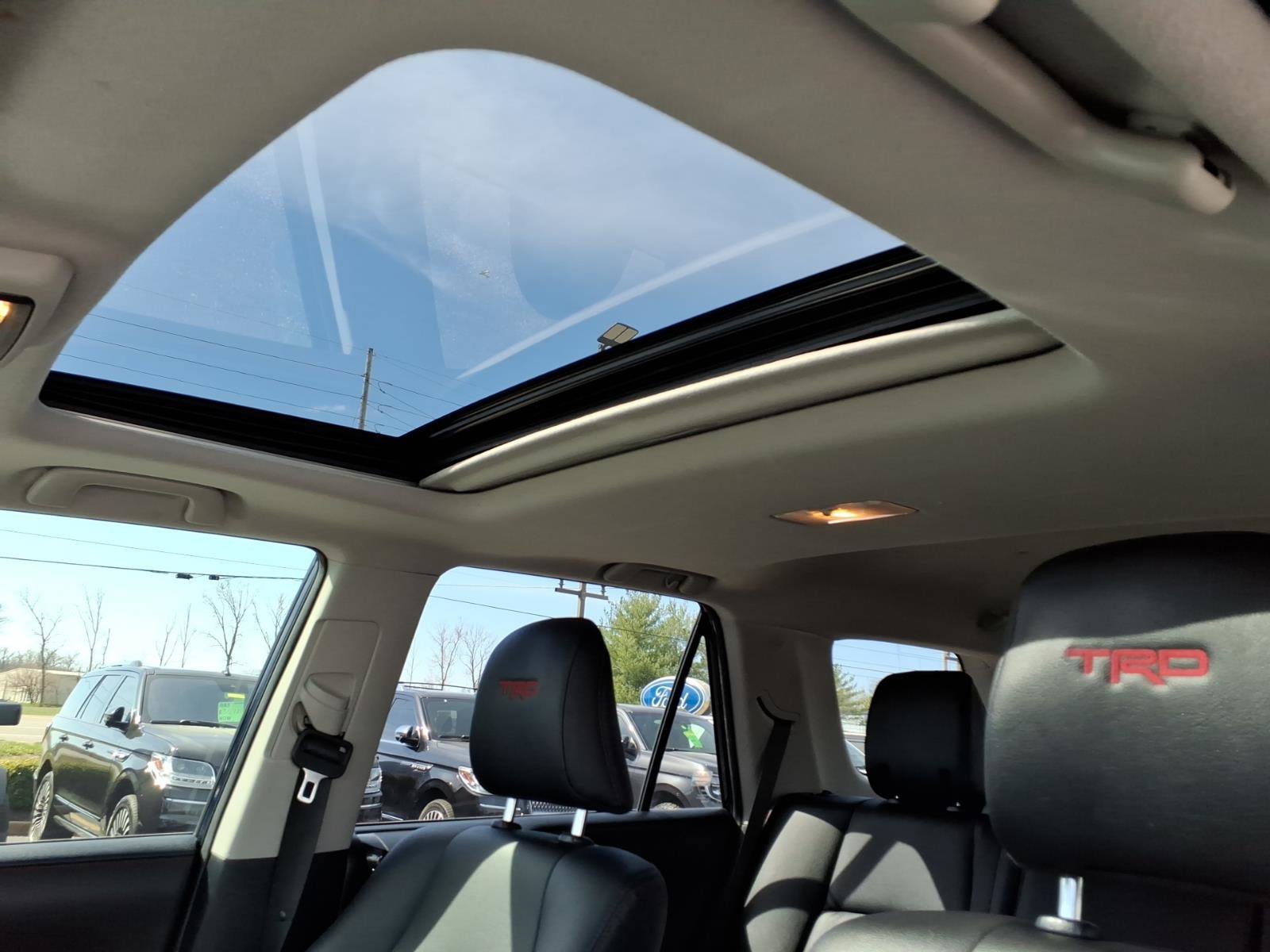 Used 2021 Toyota 4Runner TRD Off-Road Premium w/ Moonroof Package image 26