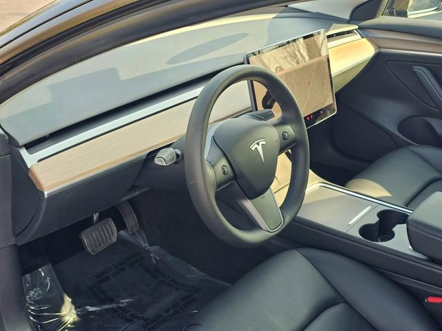 Used 2023 Tesla Model 3 Standard Range image 14