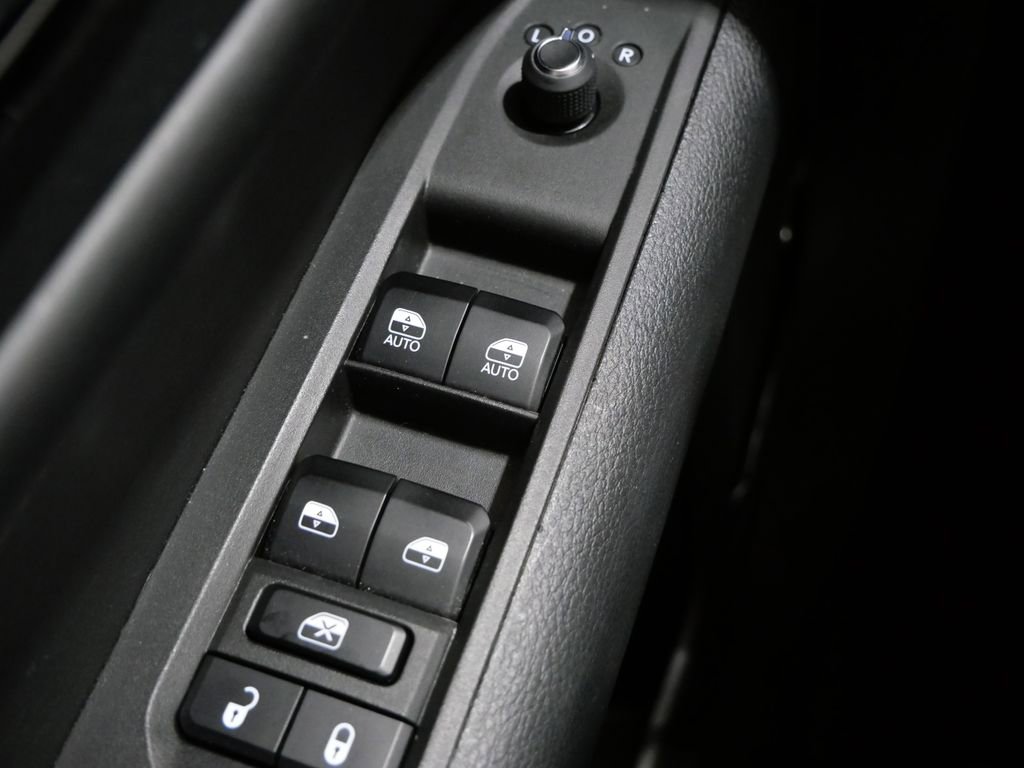 Used 2022 Jeep Compass Limited w/ (RED) Package image 13