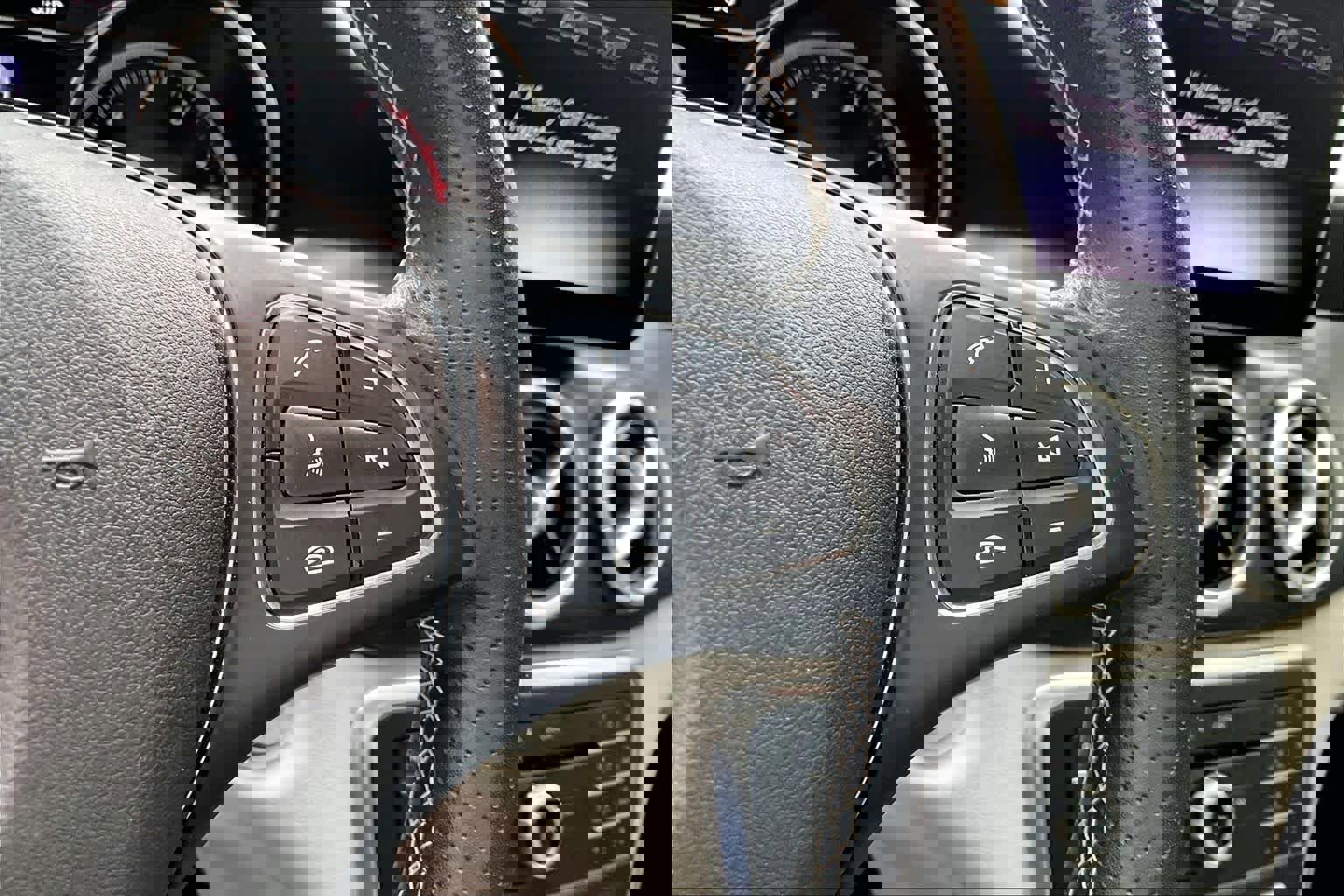 Used 2018 Mercedes-Benz CLA 250 CLA 250 image 19