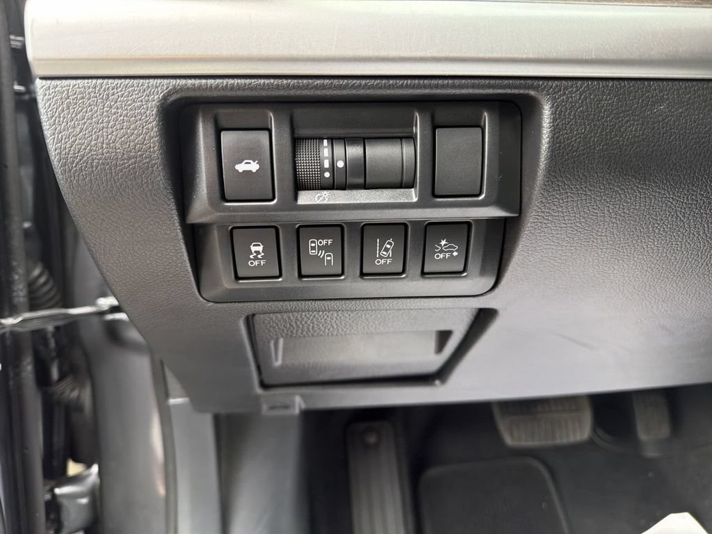 Used 2019 Subaru Legacy 2.5i Limited AWD/4WD image 17