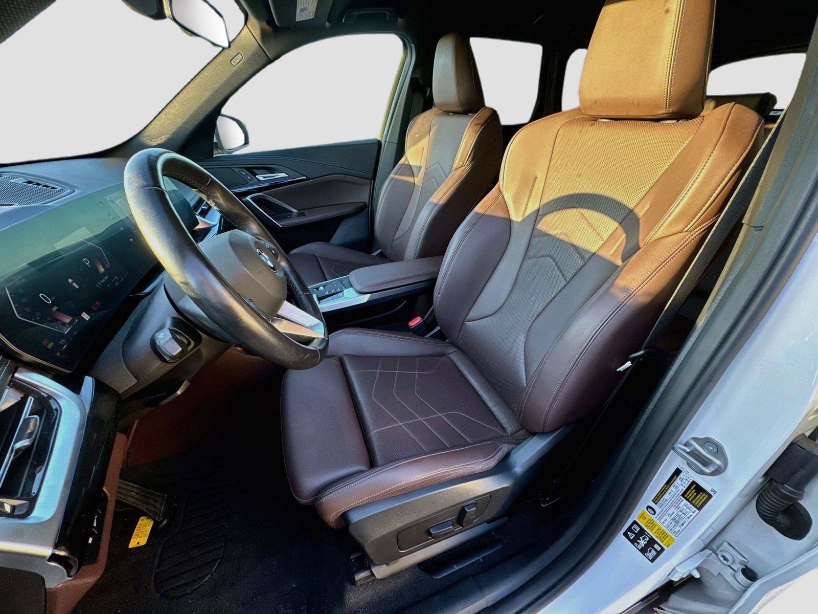 Used 2023 BMW X1 xDrive28i AWD/4WD image 9