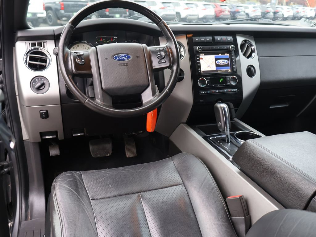 Used 2012 Ford Expedition Limited image 26