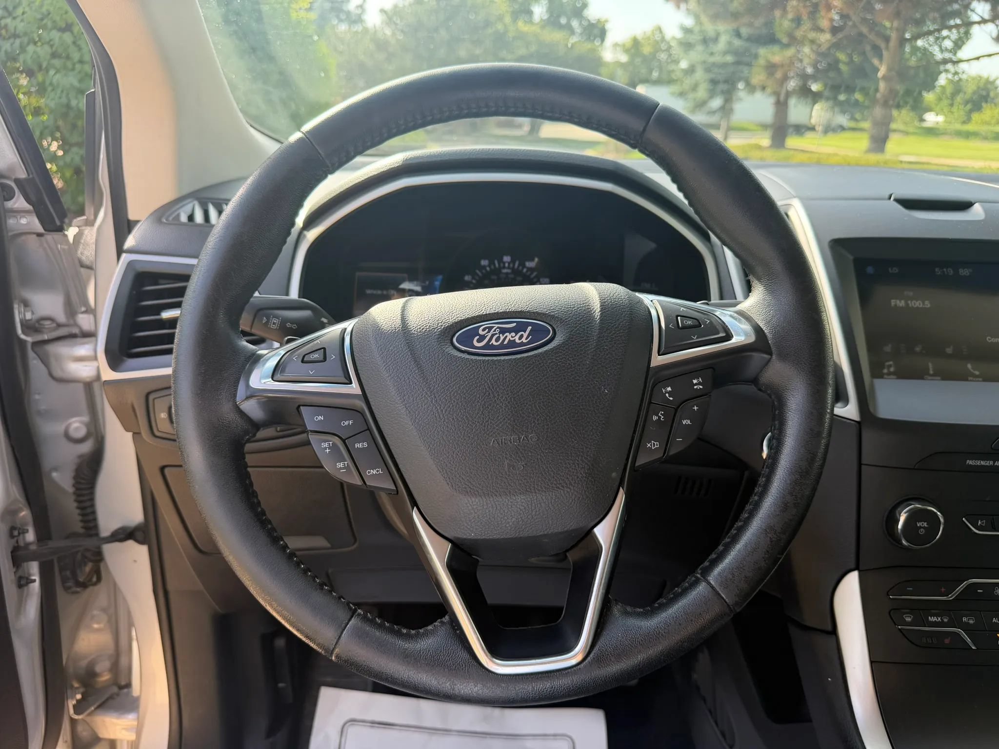 Used 2019 Ford Edge SEL w/ Equipment Group 201A AWD/4WD image 27