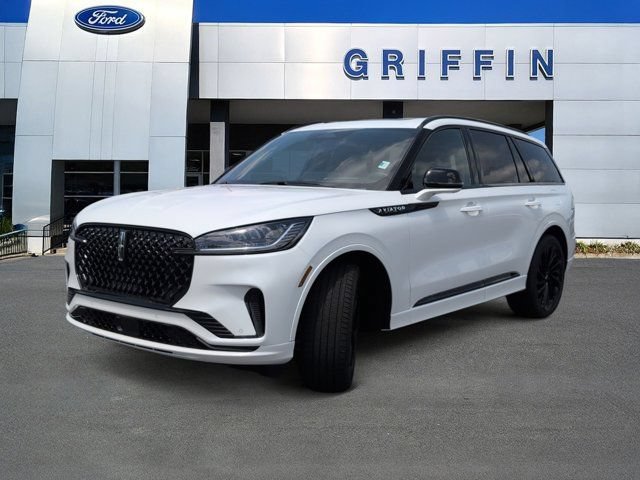 New 2026 Lincoln Aviator Reserve w/ Luxury Package RWD image 11