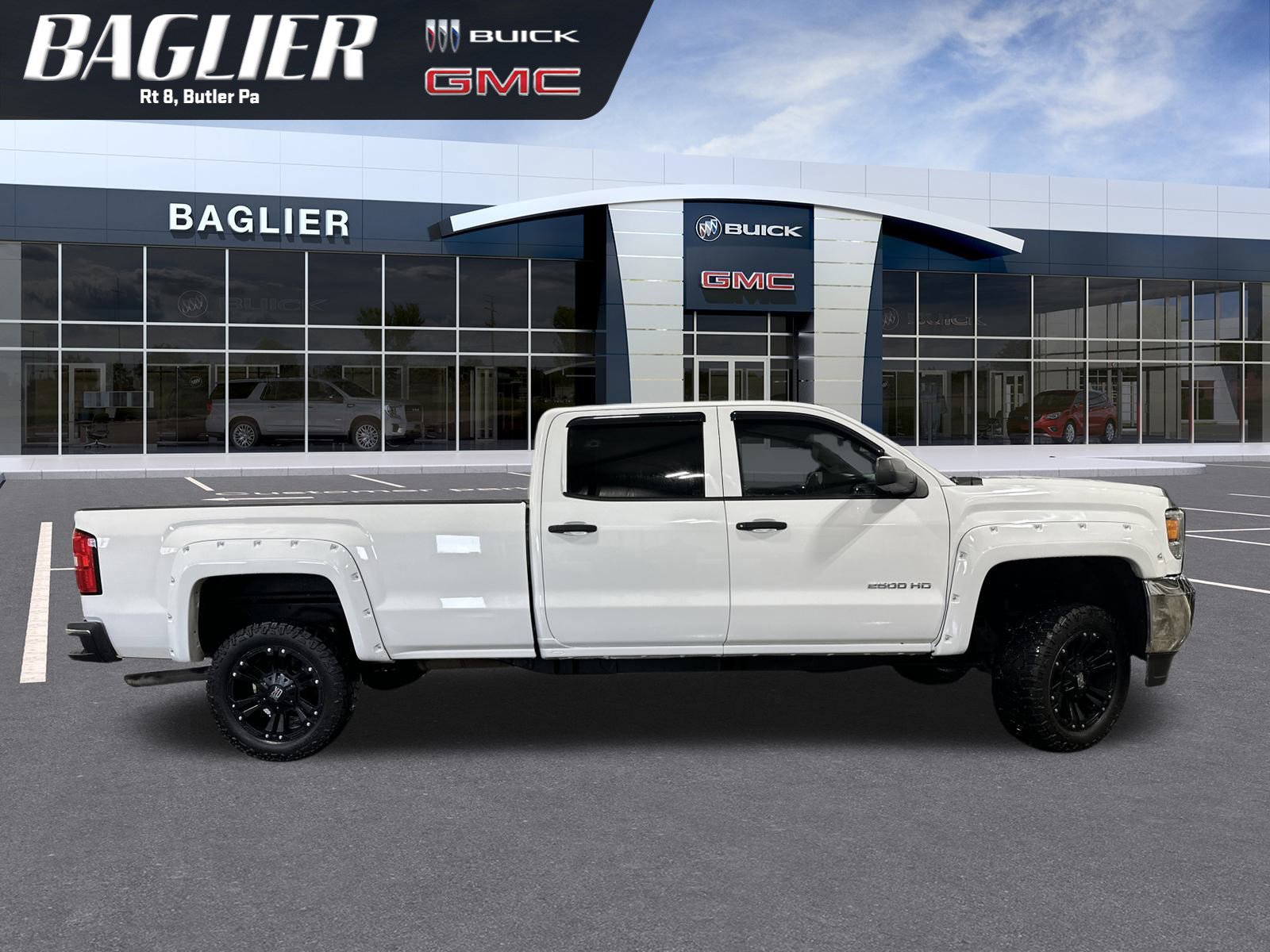 Used 2015 GMC Sierra 2500 4x4 Crew Cab image 1