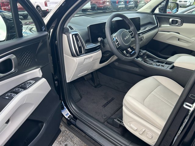 New 2025 Kia Sorento S w/ Panoramic Sunroof Package image 4