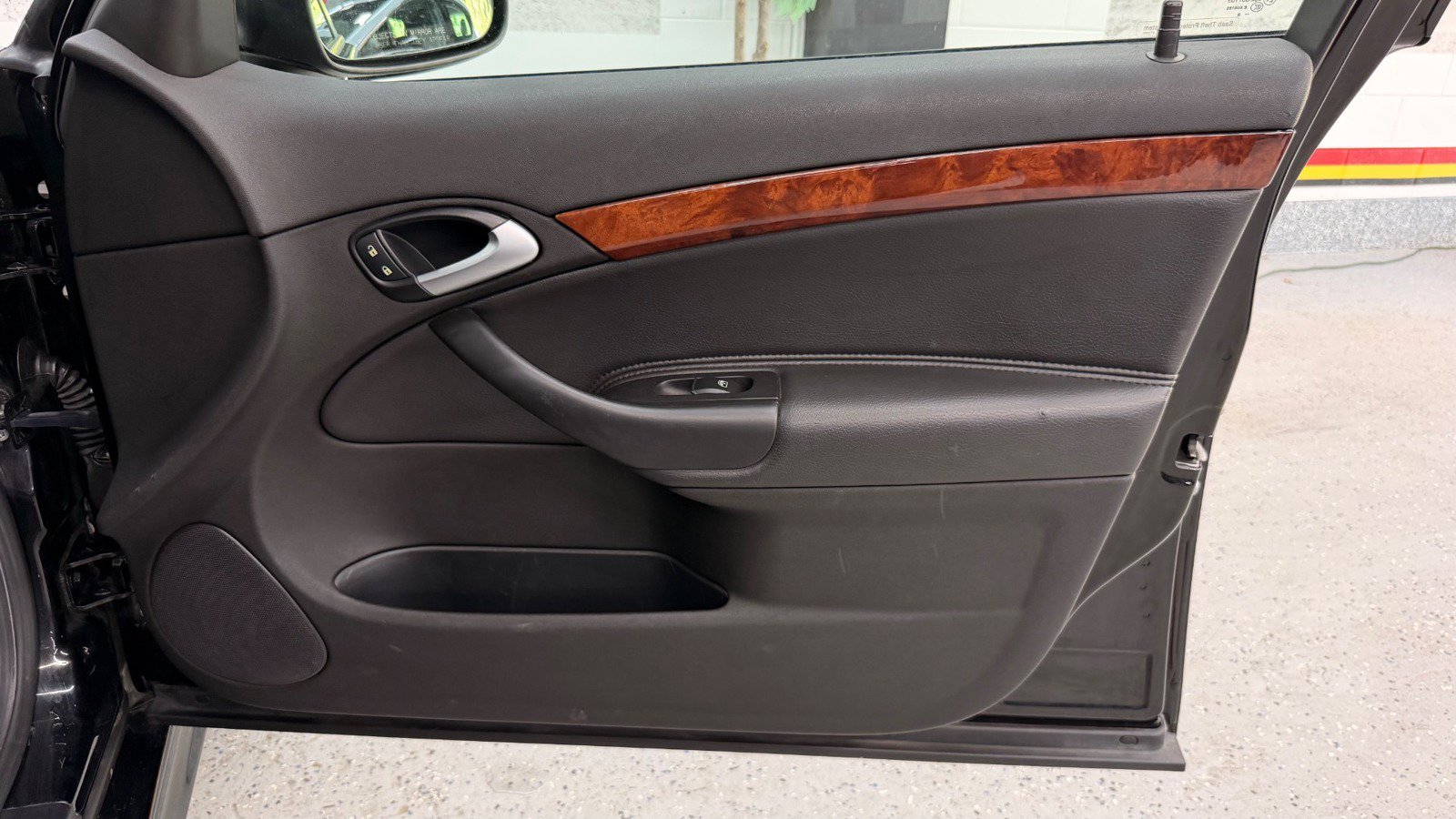 Used 2008 Saab 9-3 2.0T w/ Premium Package FWD image 23