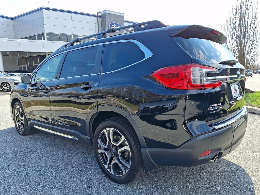 Used 2023 Subaru Ascent Limited image 5