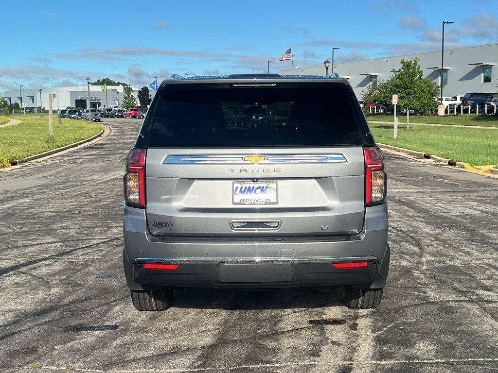Used 2022 Chevrolet Tahoe LT w/ Luxury Package AWD/4WD image 3
