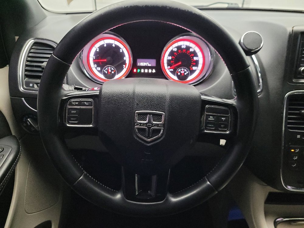 Used 2017 Dodge Grand Caravan SXT FWD image 22