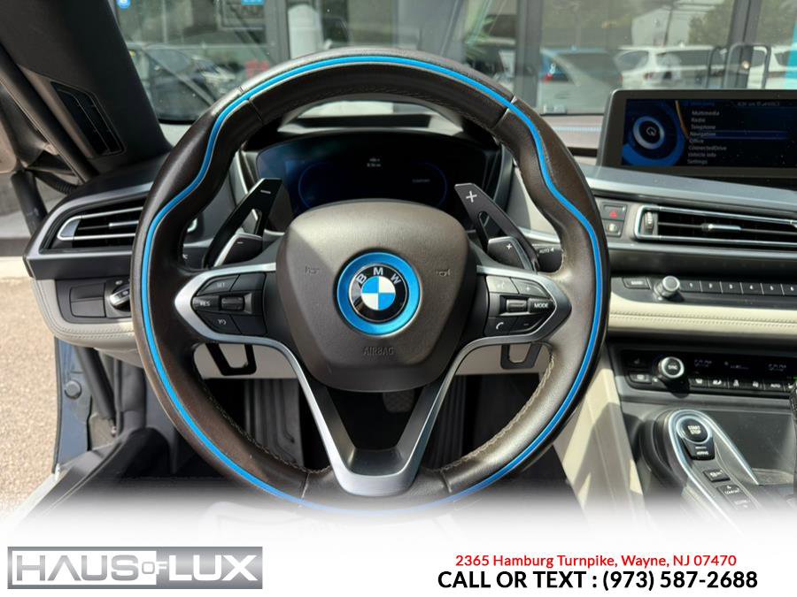 Used 2015 BMW i8 2dr Cpe image 39