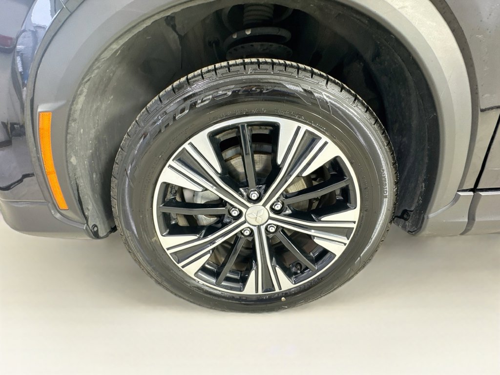 Used 2022 Mitsubishi Eclipse Cross SE AWD/4WD image 38