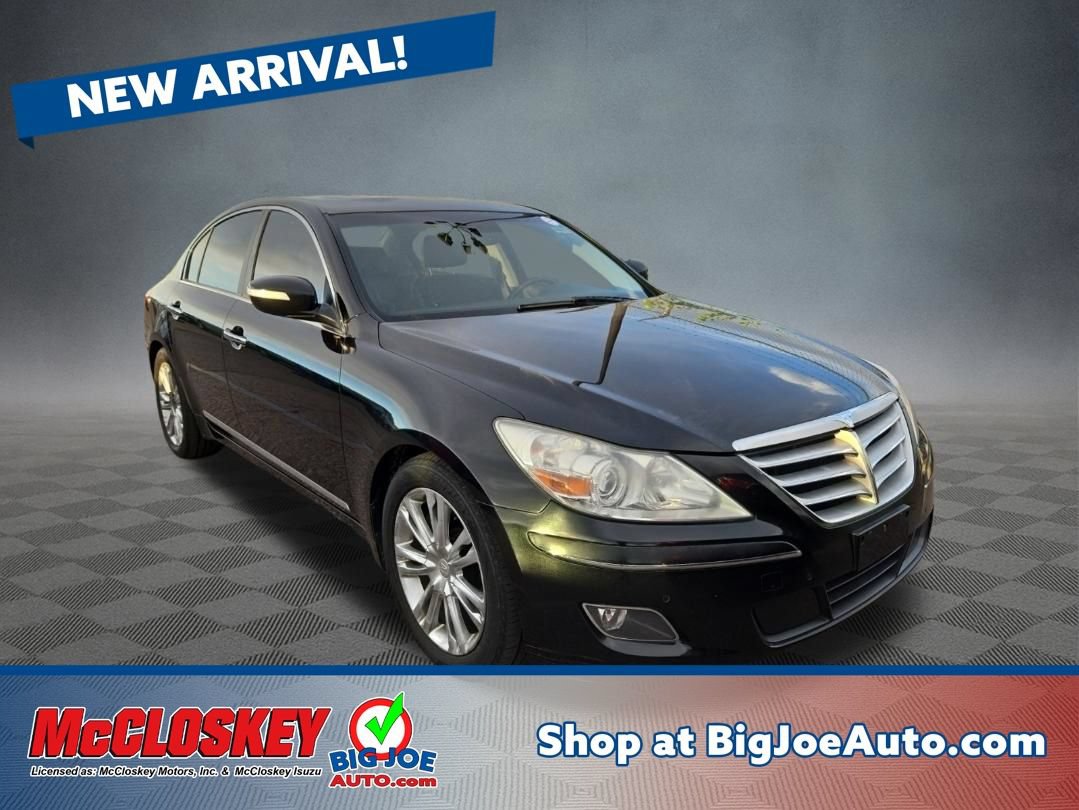 Used 2011 Hyundai Genesis 4.6 RWD image 1