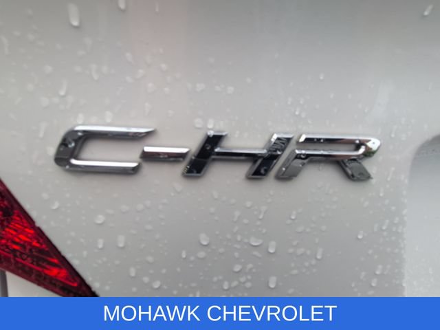 Used 2021 Toyota C-HR LE FWD image 31