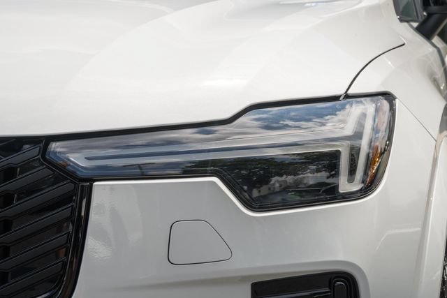 New 2026 Volvo XC90 B6 Ultra w/ Protection Package Premier AWD/4WD image 13