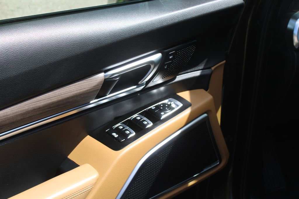 Used 2022 Kia Telluride SX w/ Towing Package FWD image 20